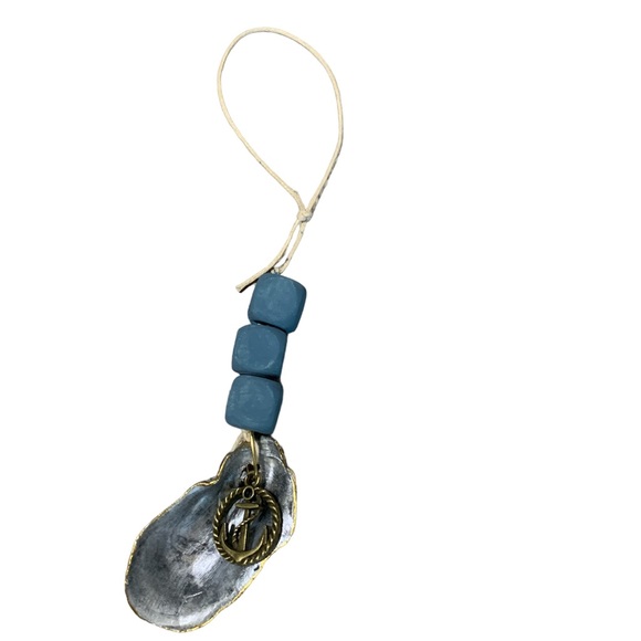 1 - Wine Bottle and Liquor Bottle Charm - Seashell with an Anchor Charm - Picture 6 of 10